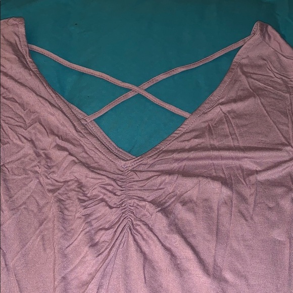 Oversized s crisscrossed top - Picture 2 of 3